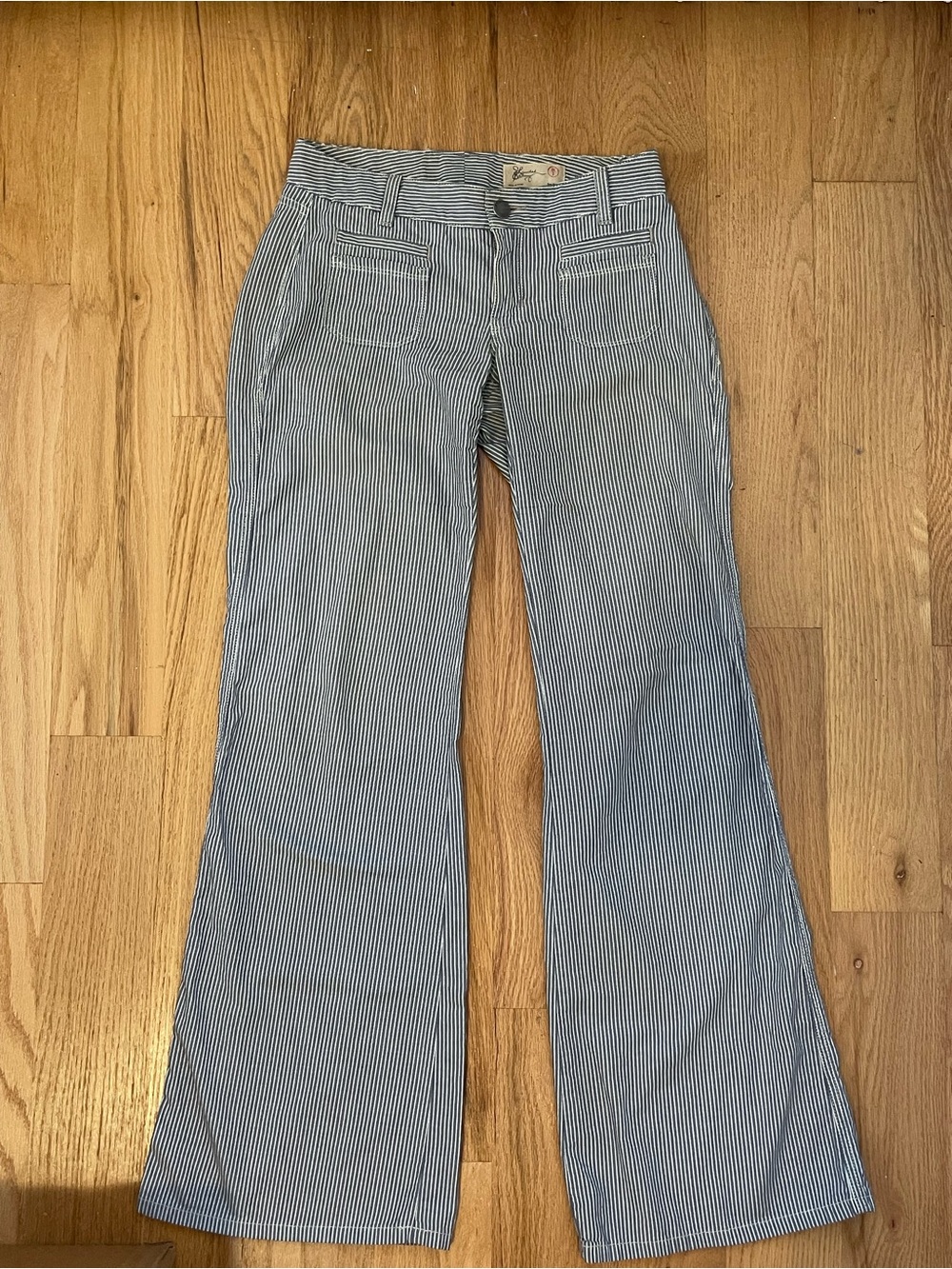 Vintage Low-Rise Striped Flare Jeans - Blue/White